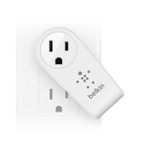 Belkin BOOST↑UP™ 2-Port Swivel Charger + Outlet